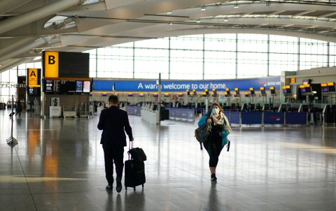 Udhetimet ne BE: Brukseli gati pasaportat e vaksinimit ne fillim te veres